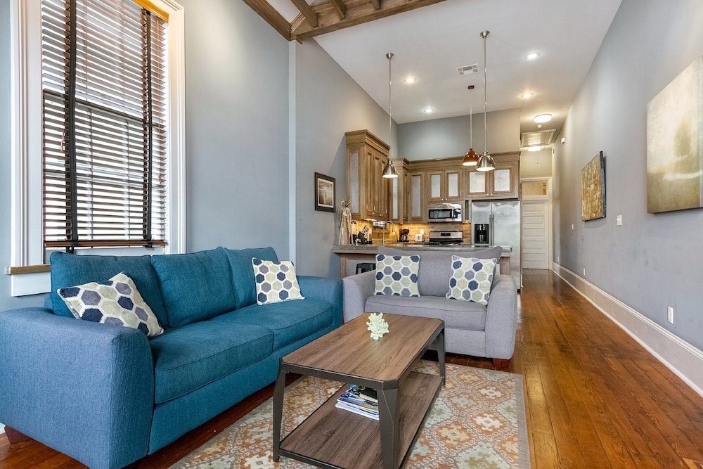 apartment near french quarter