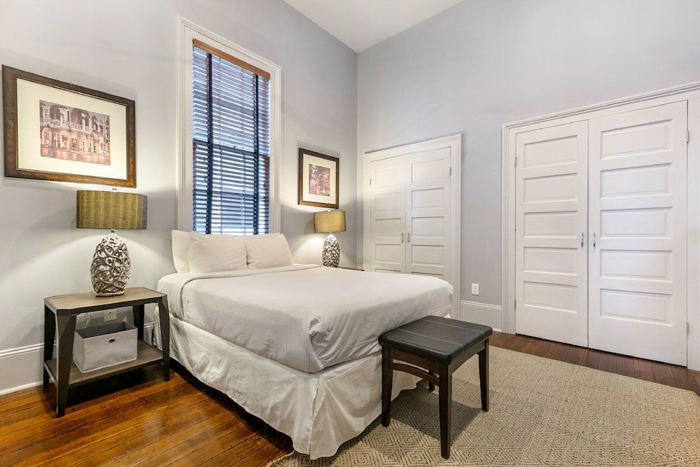 apartment near french quarter