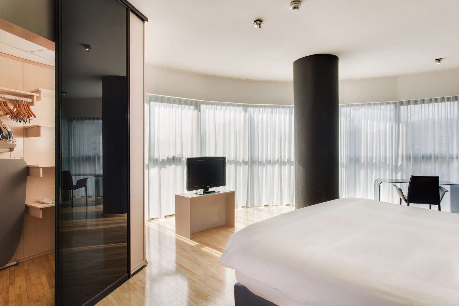 doubletree by hilton hotel cluj city plaza