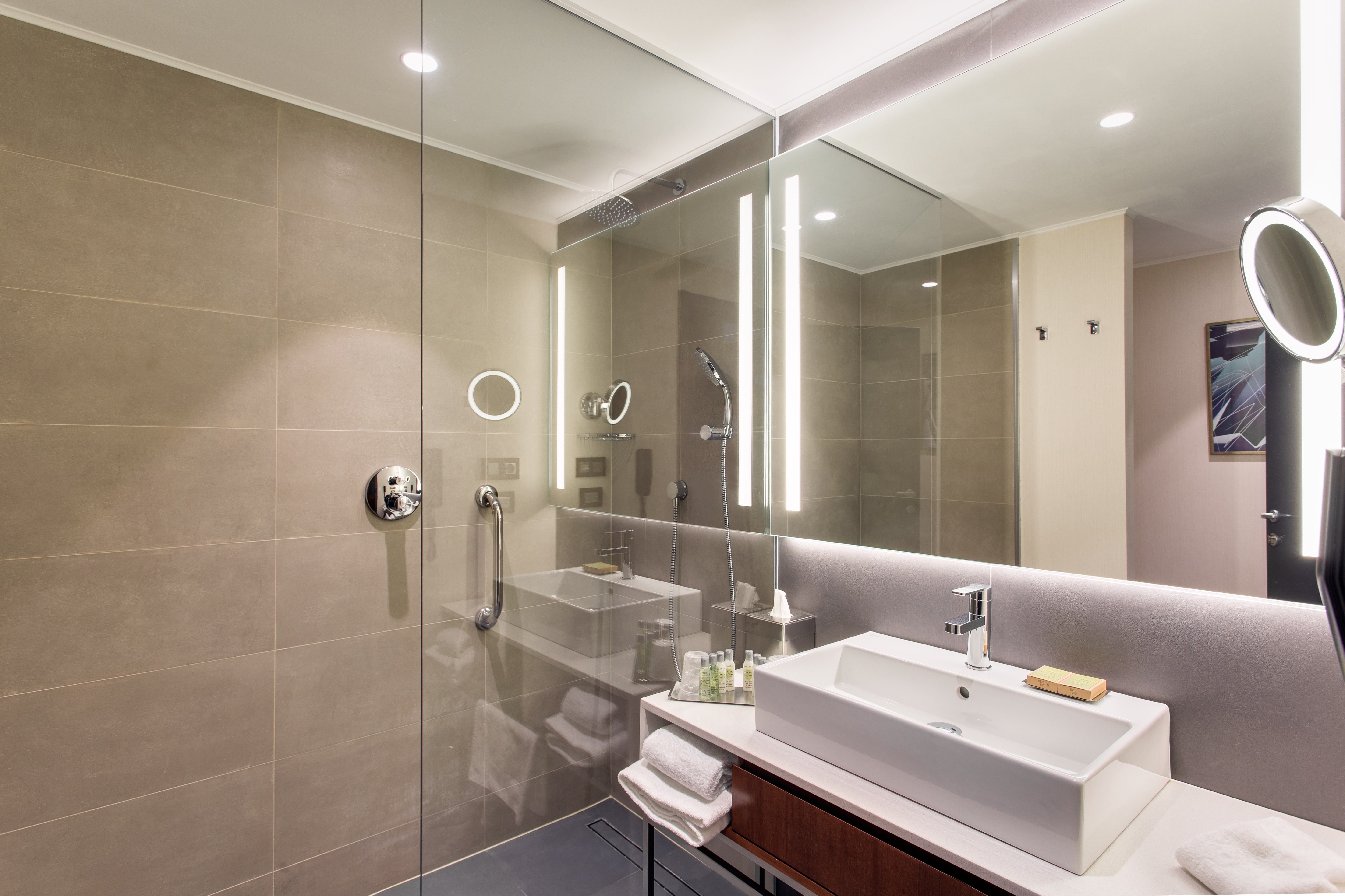 doubletree by hilton hotel cluj city plaza