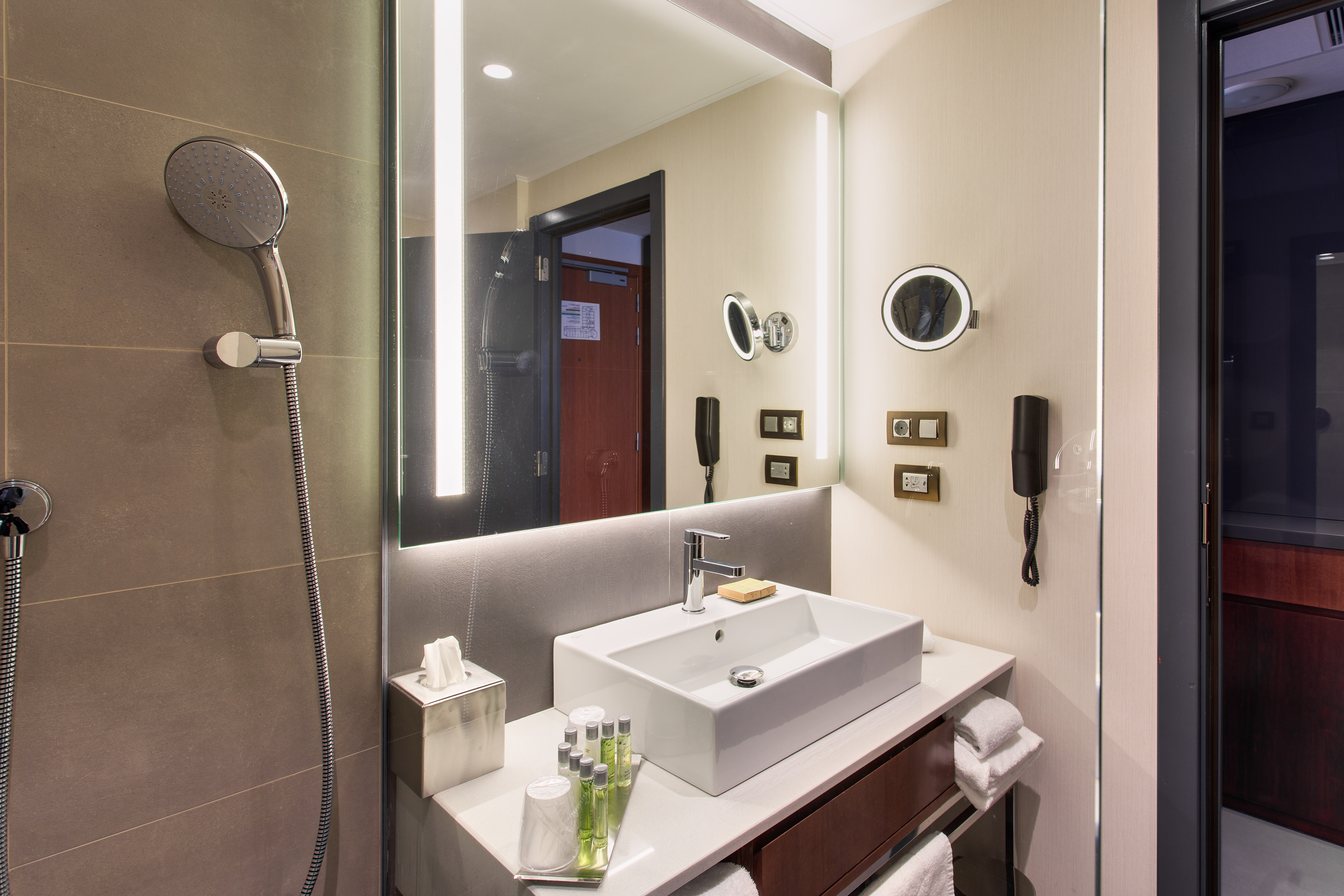 doubletree by hilton hotel cluj city plaza
