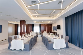 doubletree by hilton hotel cluj city plaza