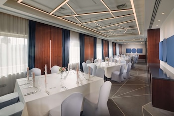 doubletree by hilton hotel cluj city plaza