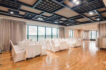 doubletree by hilton hotel cluj city plaza