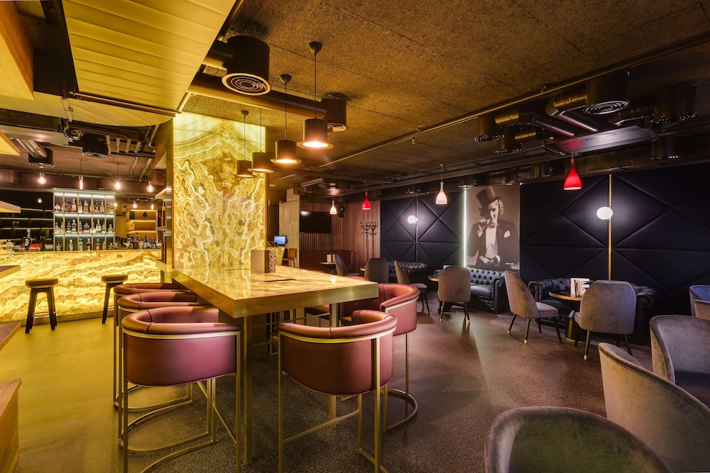 doubletree by hilton hotel cluj city plaza