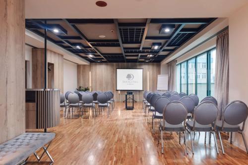 doubletree by hilton hotel cluj city plaza