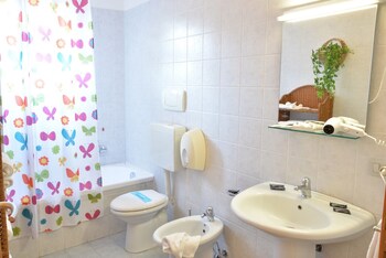 two room apartment for 3 people with kitchen and private bathroom