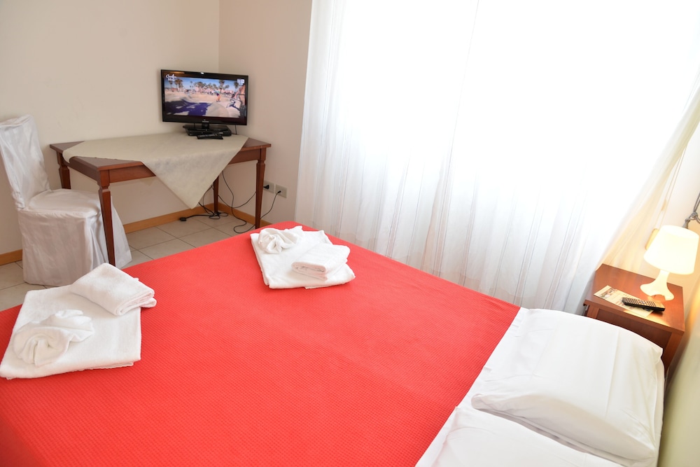 two room apartment for 3 people with kitchen and private bathroom