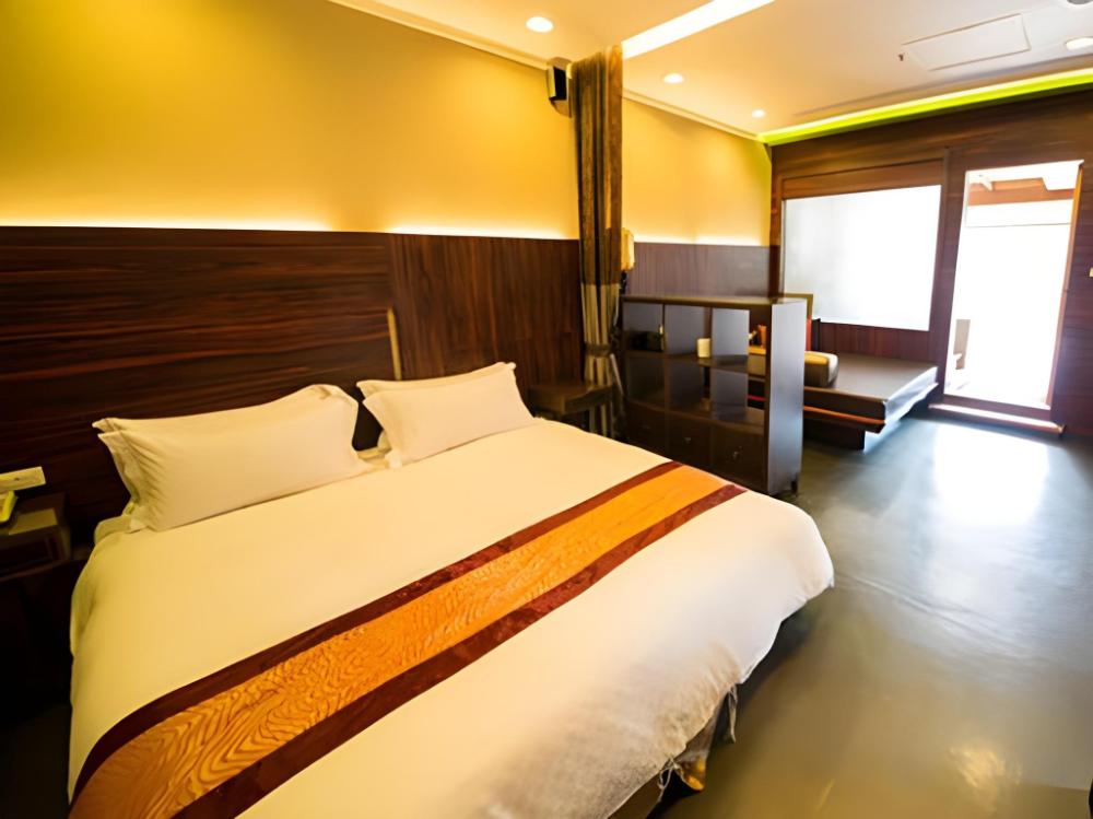 garden resort hot spring