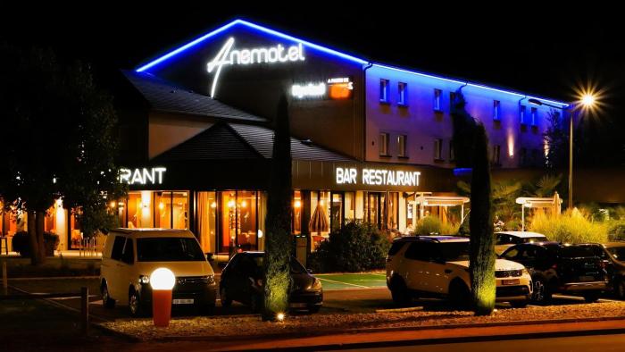 kyriad clermont ferrand nord riom