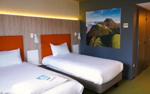 kyriad clermont ferrand nord riom
