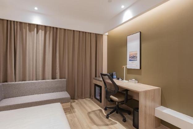 atour hotel suzhou wujiang wuyue plaza