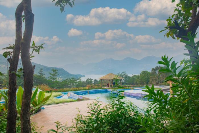 encore a boutique resort