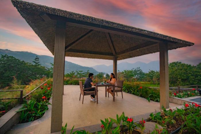 encore a boutique resort