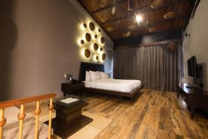 encore a boutique resort