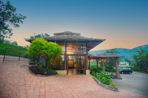 encore a boutique resort