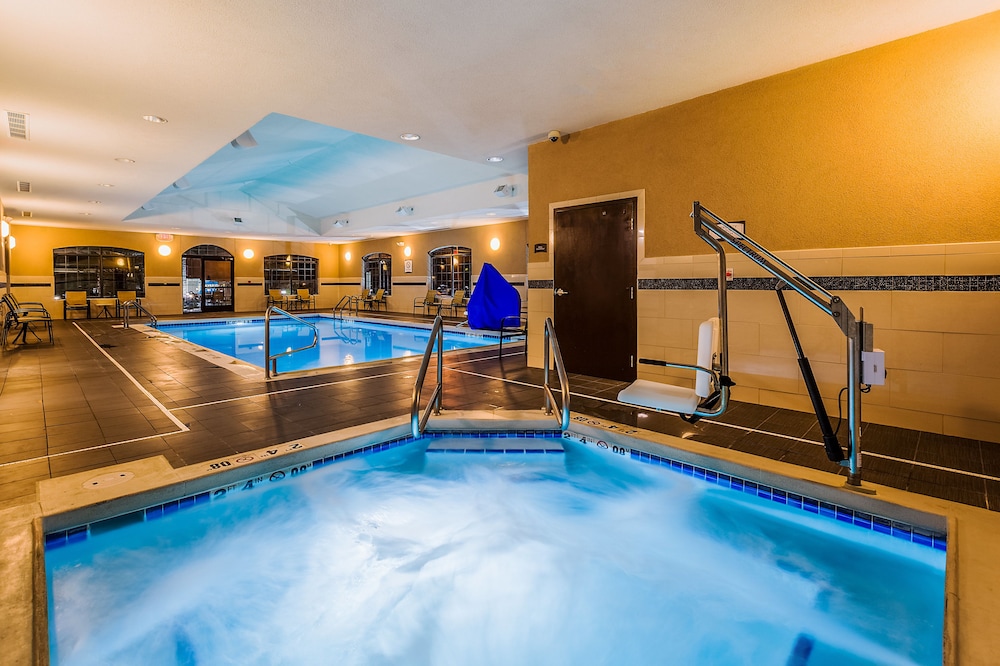 staybridge suites bismarck by ihg