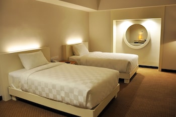 beverly hotel batam