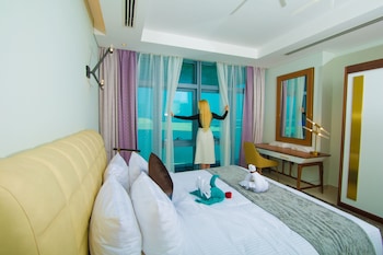 water front apartments