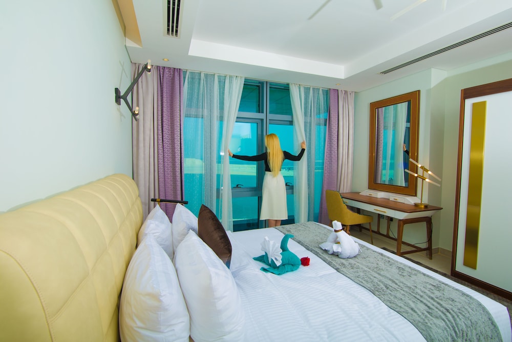 water front apartments