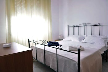 case arcobaleno marzamemi