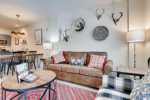 Full Renovated 1Br -Walk To Gondola & Kids Ski Free Condo,Keystone>>Dillon,4 star
