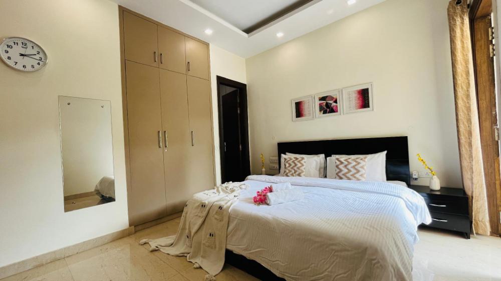 olive service apartments dlf cyber city