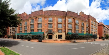 hotel windsor house inn by geh suites