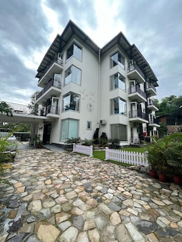 ataraxia crestmont resorts and spa