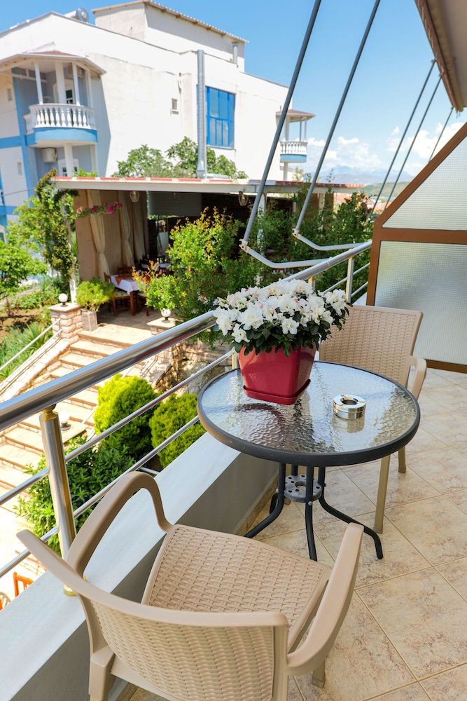 hotel milo