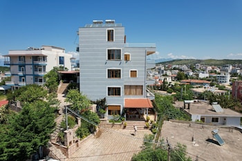 hotel milo