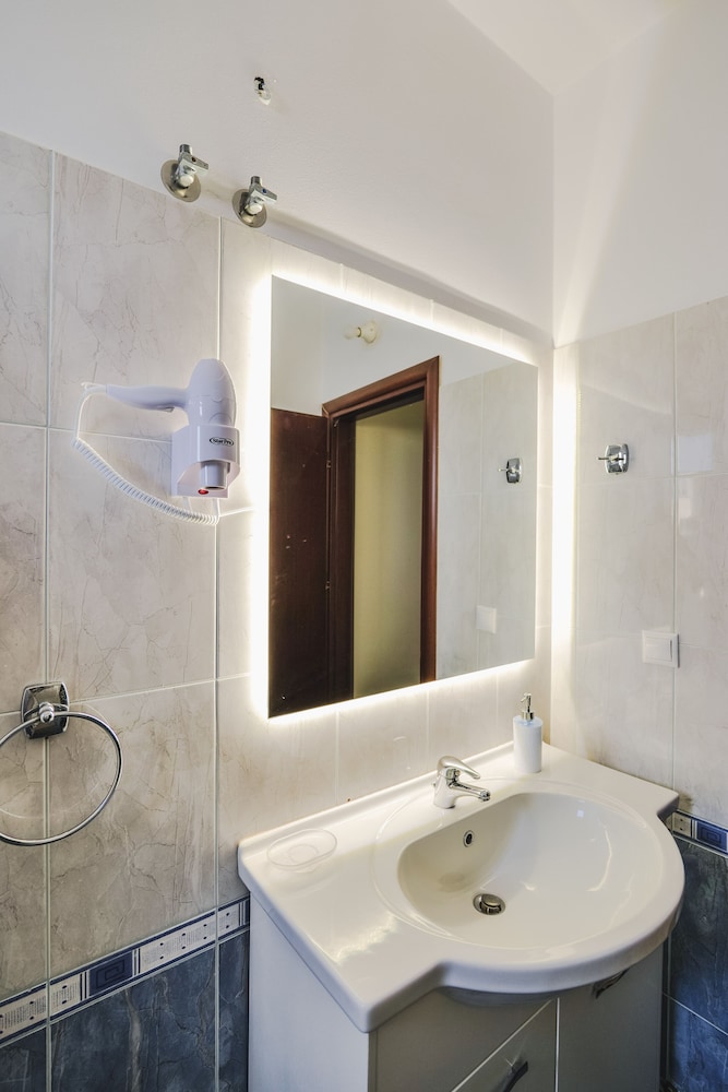 hotel milo