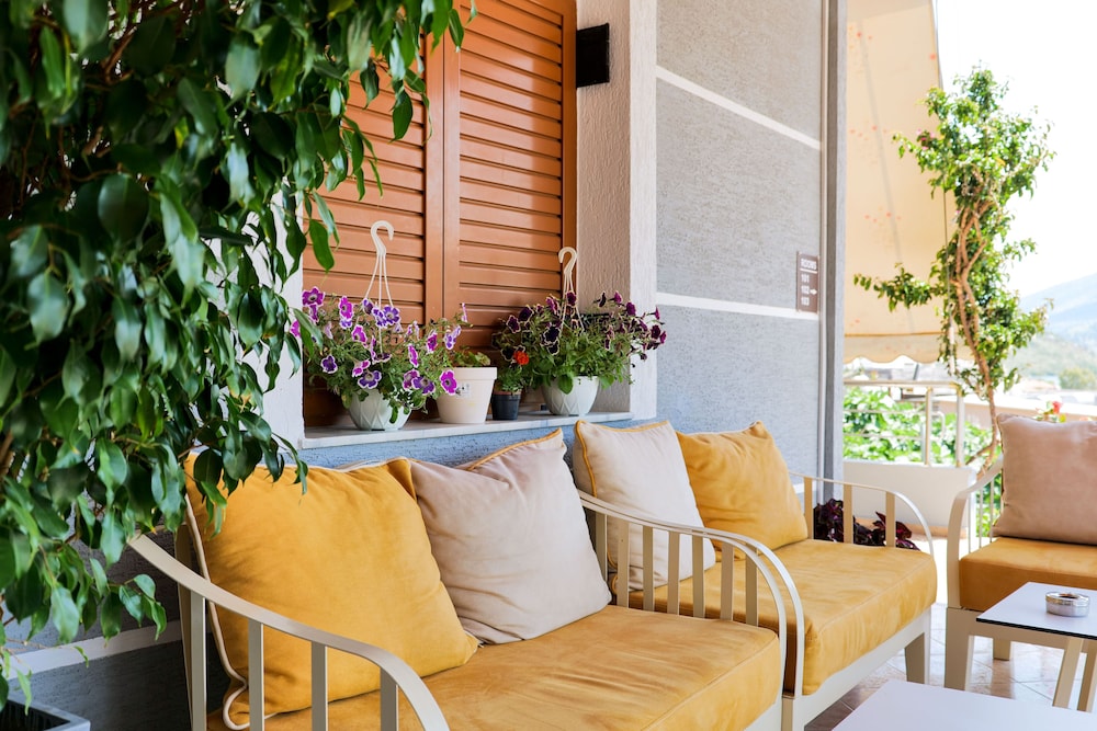 hotel milo