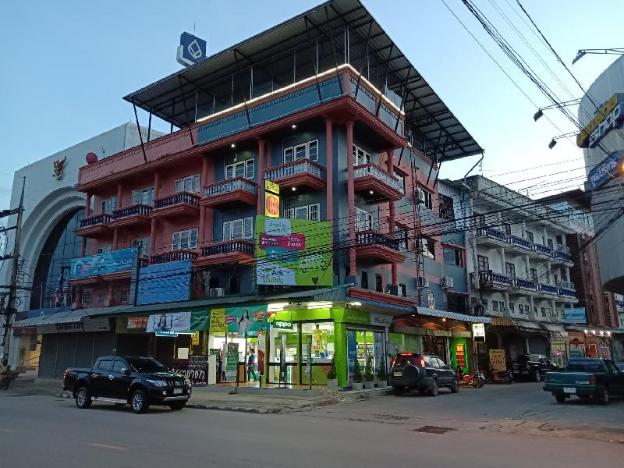 m place
