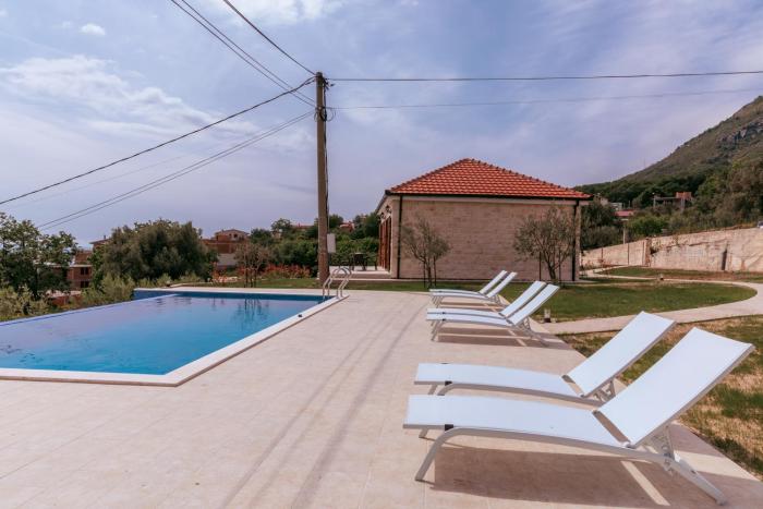 holiday house uphill glavanovic