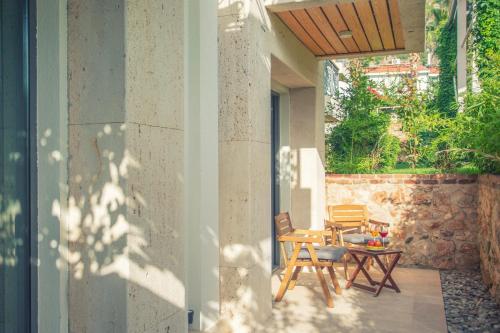 ecclesia hotel adults only