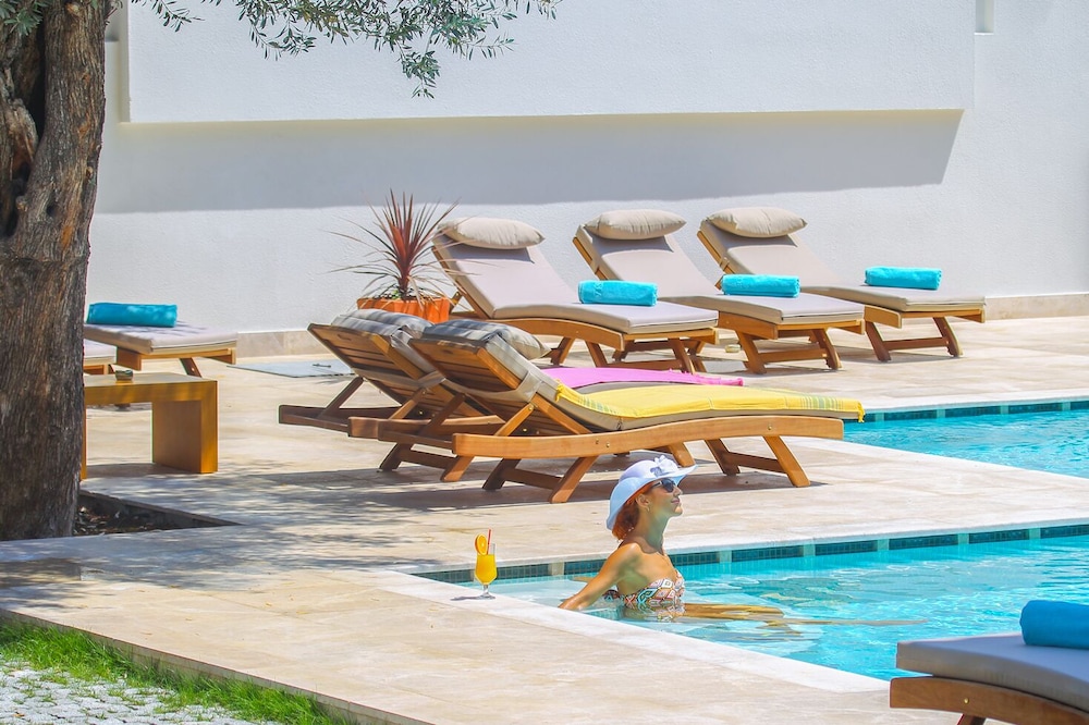 ecclesia hotel adults only