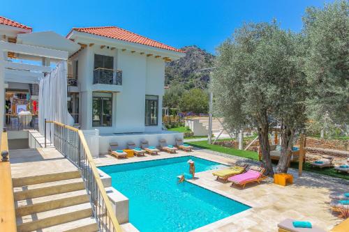 ecclesia hotel adults only