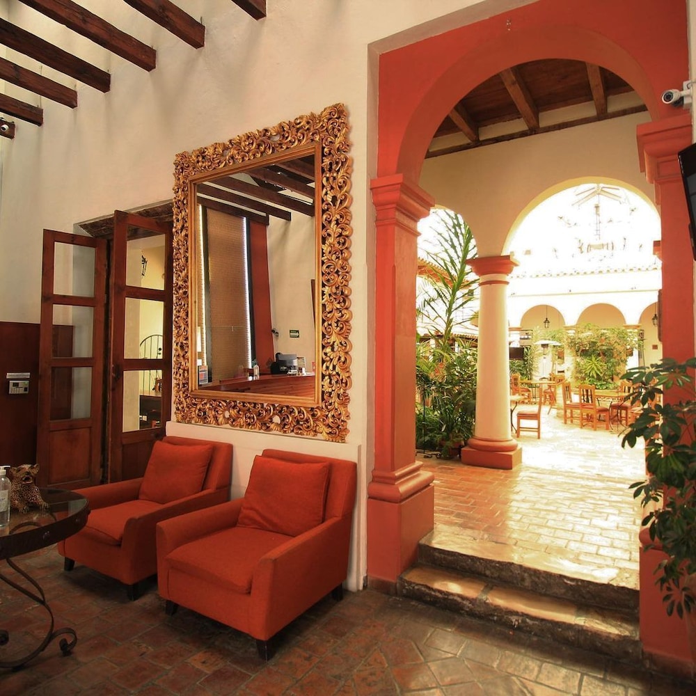 plaza magnolias suites