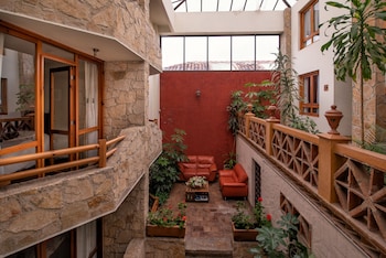 plaza magnolias suites