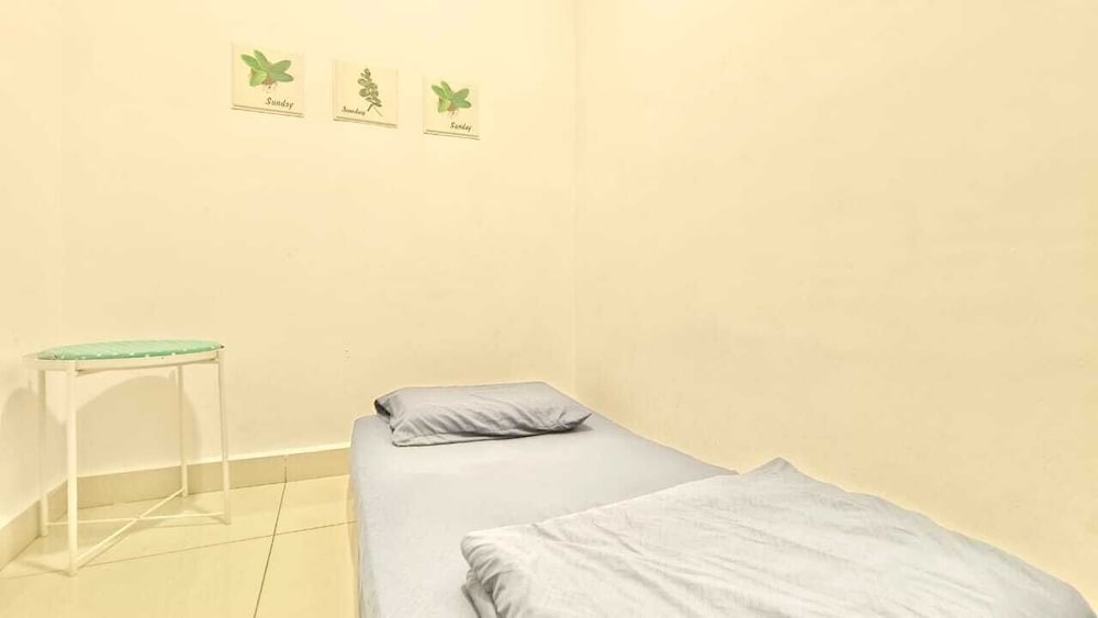 jb city shopping mall apartment