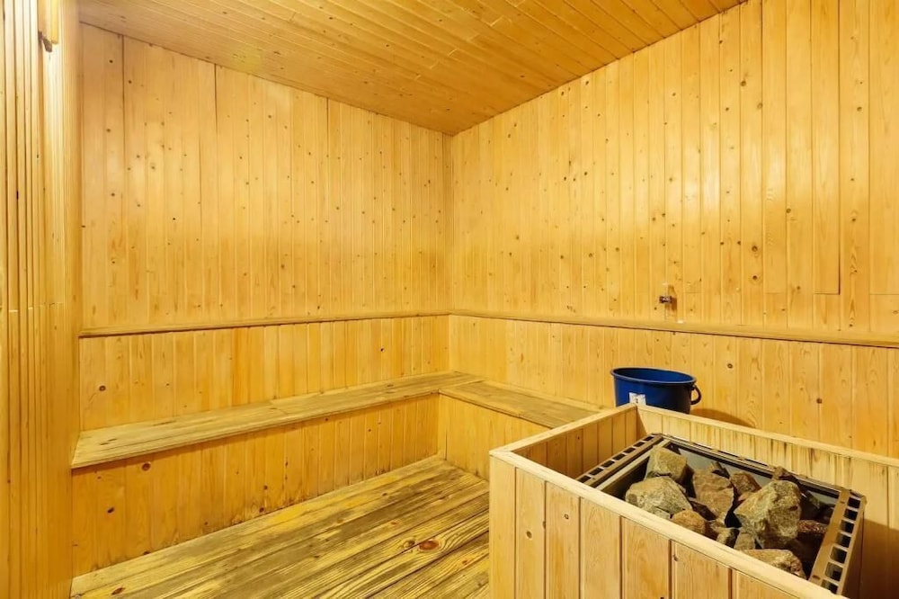 jb city shopping mall apartment