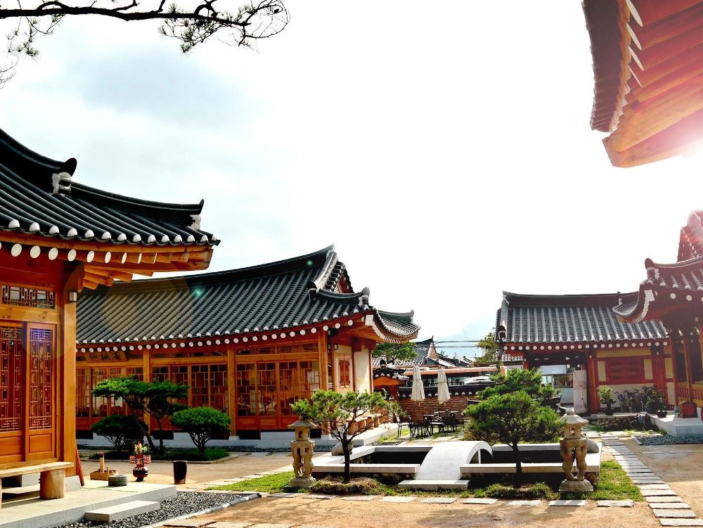 hwangnamkwan hanok guesthouse