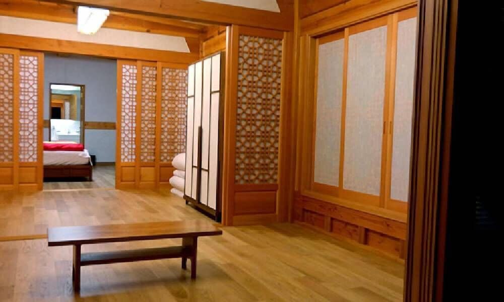 hwangnamkwan hanok guesthouse