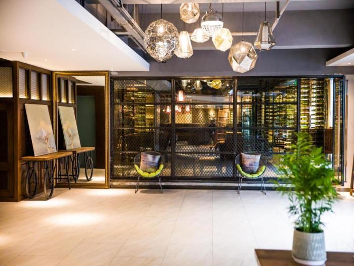 james joyce coffetel chengdu jianshe road dongjiao jiyi square