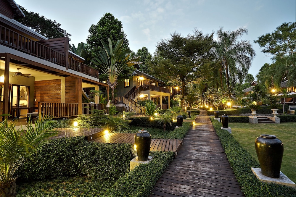 the quarter hotel