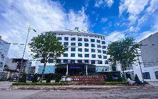 hoa ban trang hotel