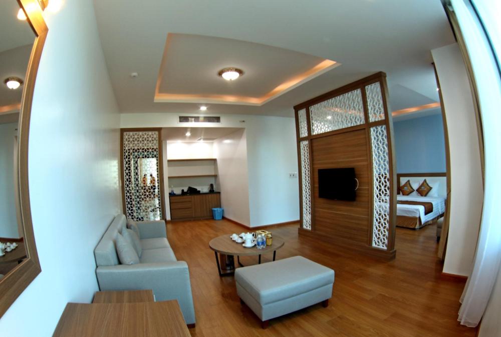 hoa ban trang hotel