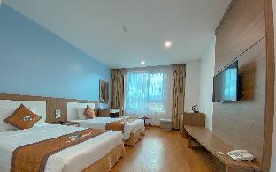 hoa ban trang hotel