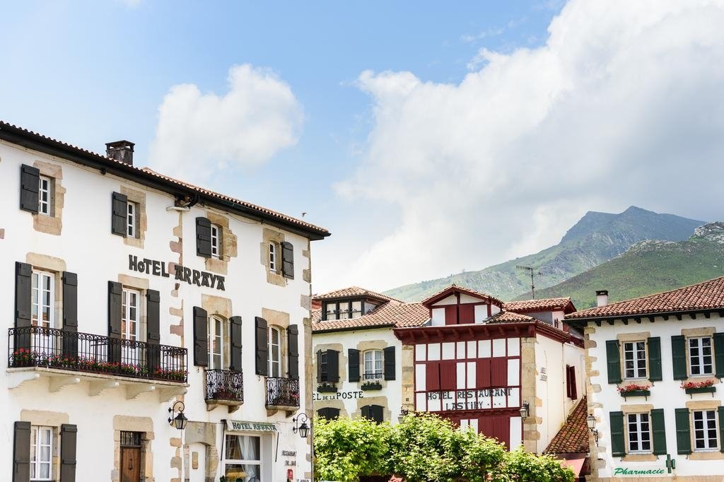 hotel arraya
